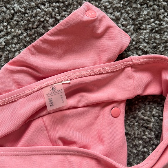 Volcom Bikini - Picture 3 of 3